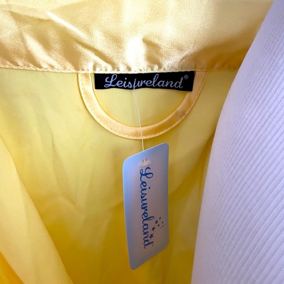 Leisureland Yellow Lace Trim Robe Size OS - Picture 8 of 8